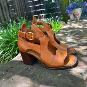 M. Gemi Arianna Block Heel Sandal